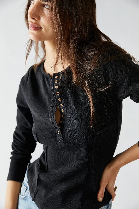 Mareea Henley Dynamic Women's High - energy Dynamic Women's High - energy