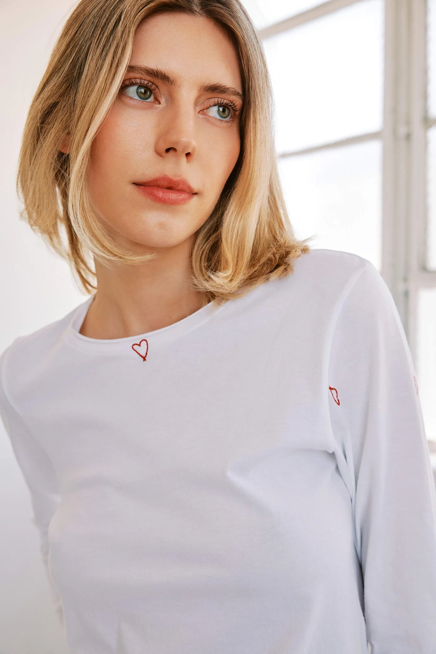 Catherine Gee Long Sleeve Heart Tee Earthy Women's Hemp - based Earthy Women's Hemp - based Catherine Gee Long Sleeve Heart Tee Earthy Women's Hemp - based Earthy Women's Hemp - based