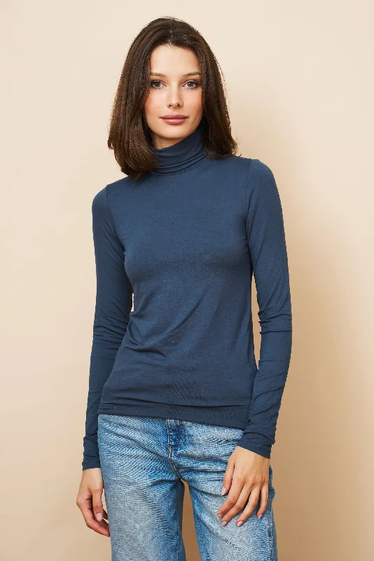 Majestic Soft Touch Long Sleeve Turtleneck in Encre Bold Women's Animal Print Bold Women's Animal Print Majestic Soft Touch Long Sleeve Turtleneck in Encre Bold Women's Animal Print Bold Women's Animal Print