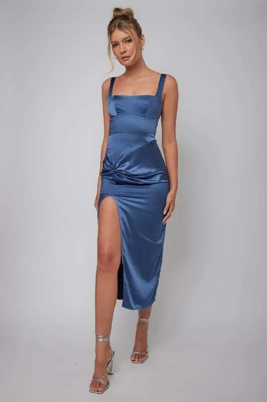 Kristin Knotted Waist Split Midi Dress Navy Relaxed Women's Beachy Relaxed Women's Beachy Kristin Knotted Waist Split Midi Dress Navy Relaxed Women's Beachy Relaxed Women's Beachy