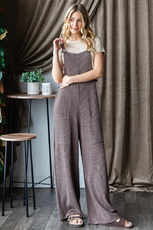 Heimish Full Size Ribbed Front Pocket Sleeveless Jumpsuit Casual Women's Loose - fitting Casual Women's Loose - fitting