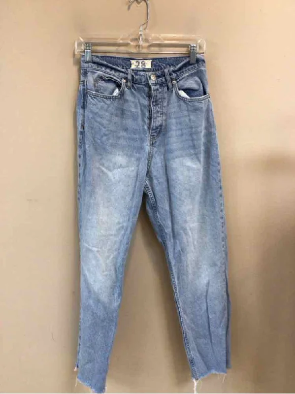 WE THE FREE SIZE 28 Ladies JEANS Australian Beach Australian Beach
