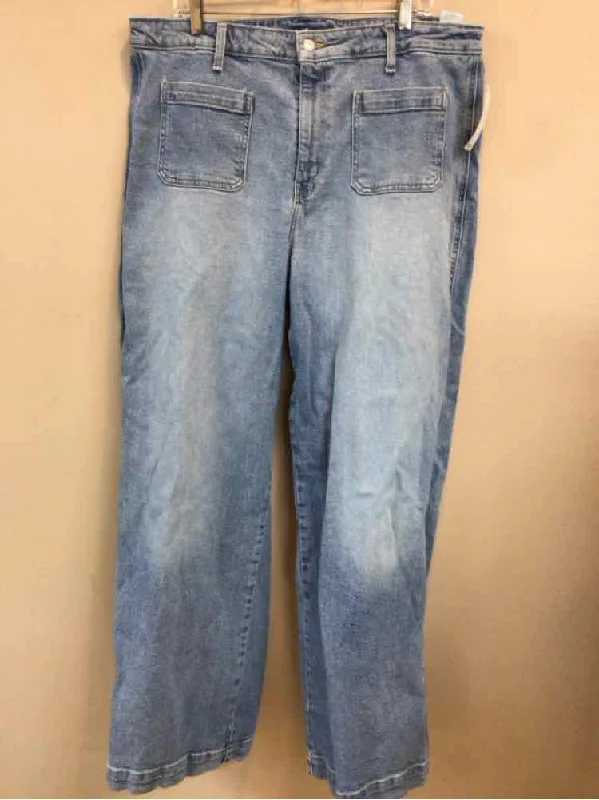 OLD NAVY SIZE 18 Ladies JEANS Artistic Women's Hand - painted Artistic Women's Hand - painted