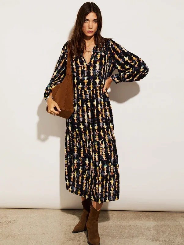 Kalina Lenzing™ EcoVero™ Printed Midi Dress | Navy Texture Sharp Women's Italian Sharp Women's Italian Kalina Lenzing™ EcoVero™ Printed Midi Dress | Navy Texture Sharp Women's Italian Sharp Women's Italian