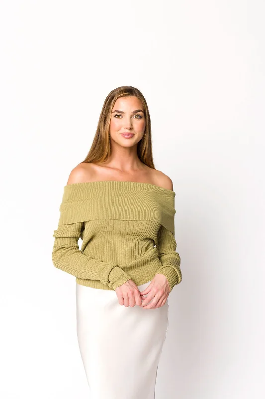 First Glance Top in Olive performance performance
