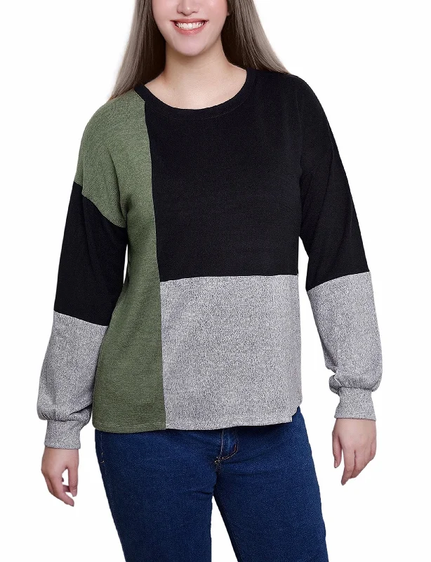 Petite Color-Blocked Top Geometric Geometric