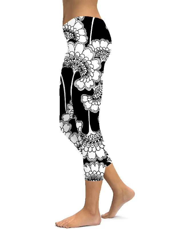 Japanese Floral Capris garde garde