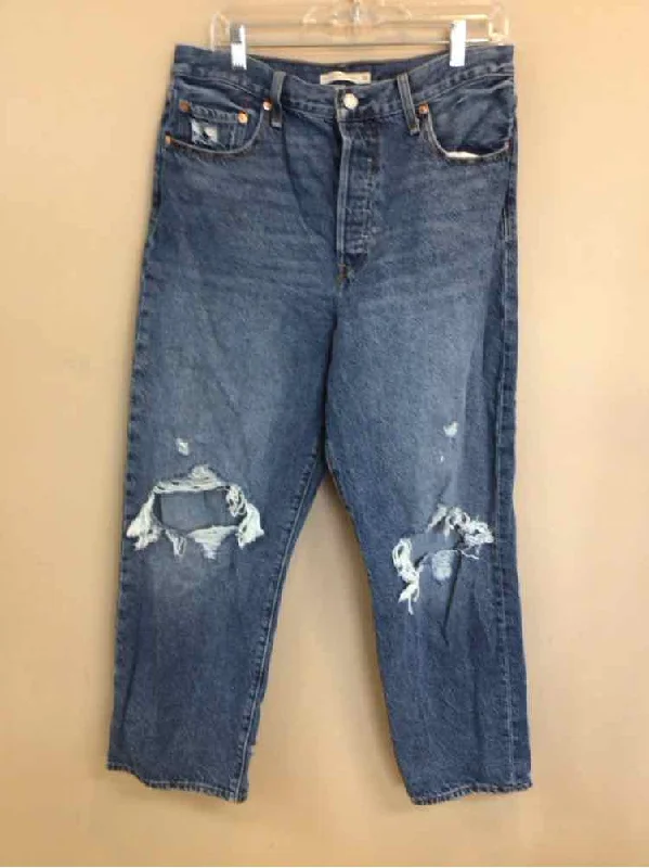 LEVI'S SIZE 32 Ladies JEANS Casual Women's Japanese  Casual Women's Japanese 