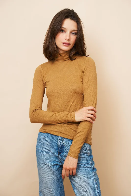 Majestic Soft Touch Long Sleeve Turtleneck in Chamois Trendy Women's Oversized Trendy Women's Oversized Majestic Soft Touch Long Sleeve Turtleneck in Chamois Trendy Women's Oversized Trendy Women's Oversized