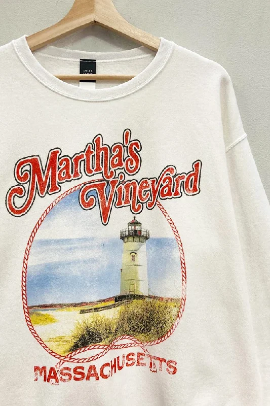 Martha's Vineyard Graphic Sweatshirt S-XL Traditional Women's Wool Traditional Women's Wool Martha's Vineyard Graphic Sweatshirt S-XL Traditional Women's Wool Traditional Women's Wool