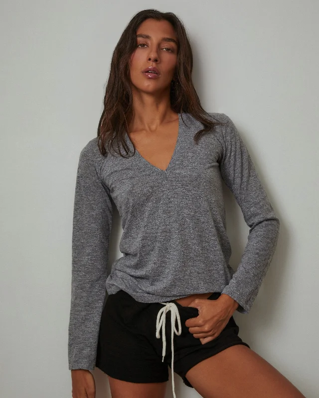 Textured Tri-Blend Fitted Long Sleeve V Neck Tee Unique Women's Upcycled Unique Women's Upcycled Textured Tri-Blend Fitted Long Sleeve V Neck Tee Unique Women's Upcycled Unique Women's Upcycled