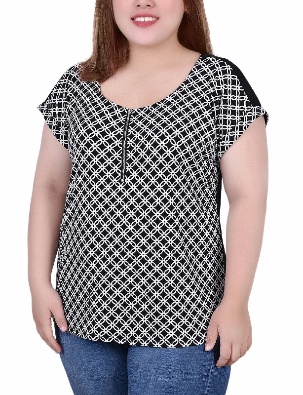 Plus Size Short Sleeve 1/2 Zip Knit Top garde garde