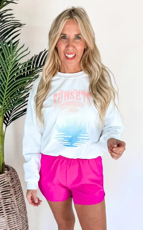Chasing Sunsets Graphic Crewneck Sweatshirt * Classic Women's Tweed Classic Women's Tweed Chasing Sunsets Graphic Crewneck Sweatshirt * Classic Women's Tweed Classic Women's Tweed
