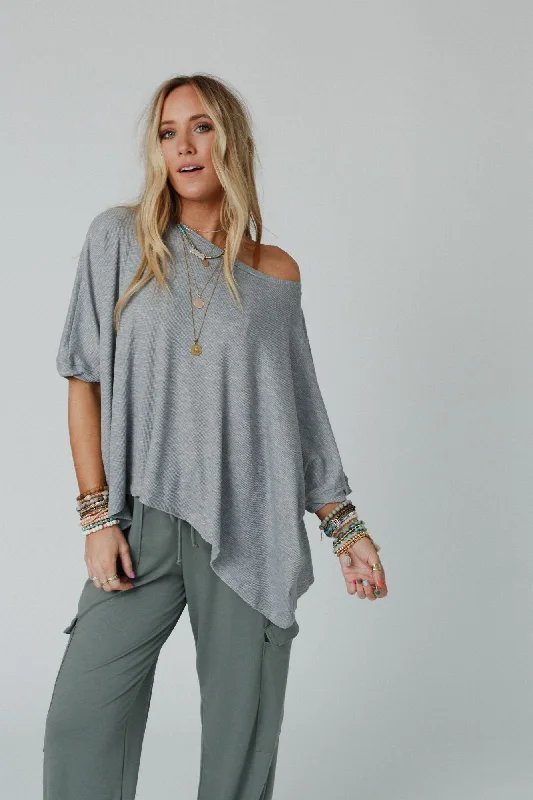 The Nest Kelsie Dolman Top- Heather Gray Compression Compression