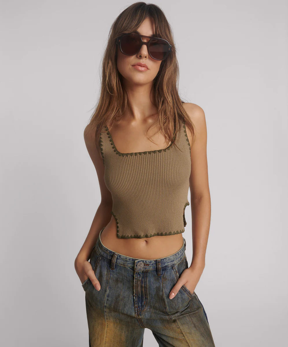 One Teaspoon - Knitted Scallop Tank Top - Khaki Refined Women's Hand - crafted Refined Women's Hand - crafted