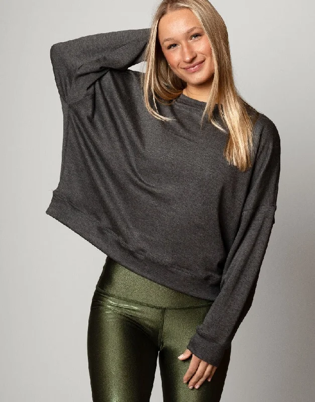Weekend Pullover Charcoal Cozy Women's Sherpa - lined Cozy Women's Sherpa - lined