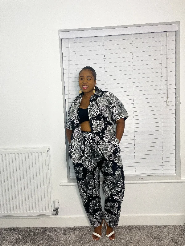 Alaba Ankara Short Sleeve Shirt | Black And White African Print Earthy Women's 