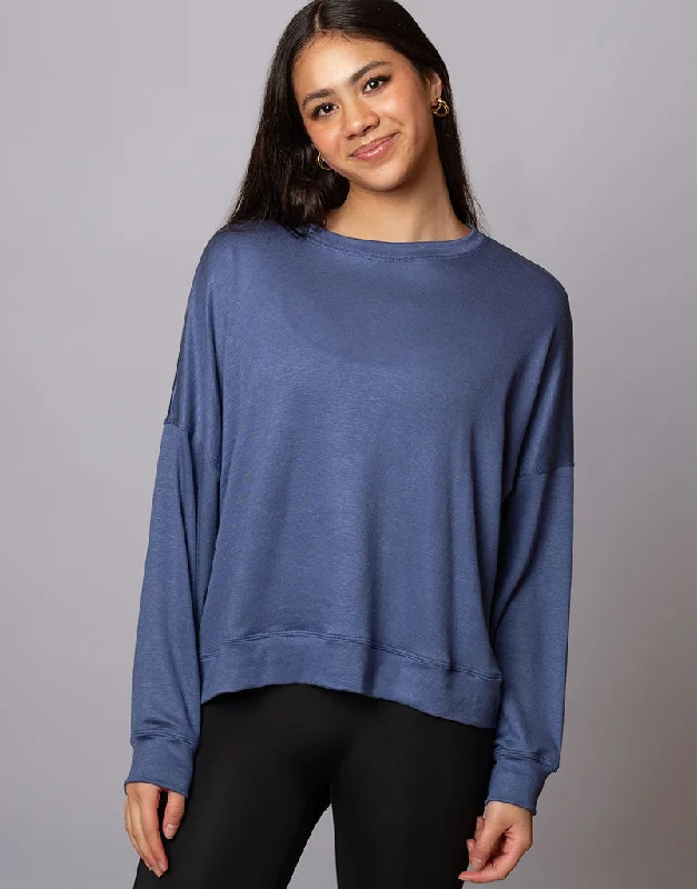 Weekend Pullover Denim Sporty Women's Athleisure  Sporty Women's Athleisure 