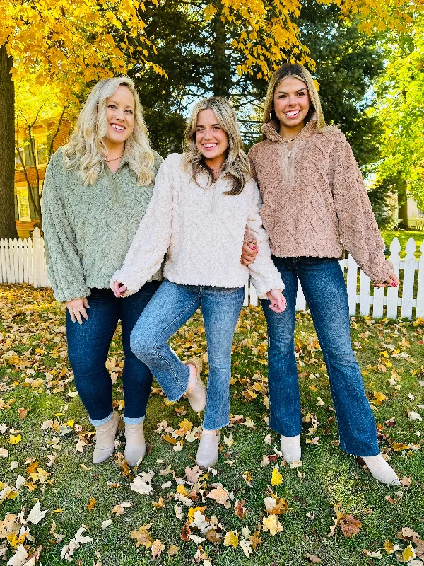 REG/CURVY Fuzzy Hug Plush Pullover- Multiple Colors! Rugged Women's Outdoor Rugged Women's Outdoor REG/CURVY Fuzzy Hug Plush Pullover- Multiple Colors! Rugged Women's Outdoor Rugged Women's Outdoor