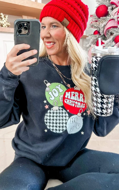 Merry & Joy Crewneck Sweatshirt** Bold Women's Animal Print Bold Women's Animal Print Merry & Joy Crewneck Sweatshirt** Bold Women's Animal Print Bold Women's Animal Print